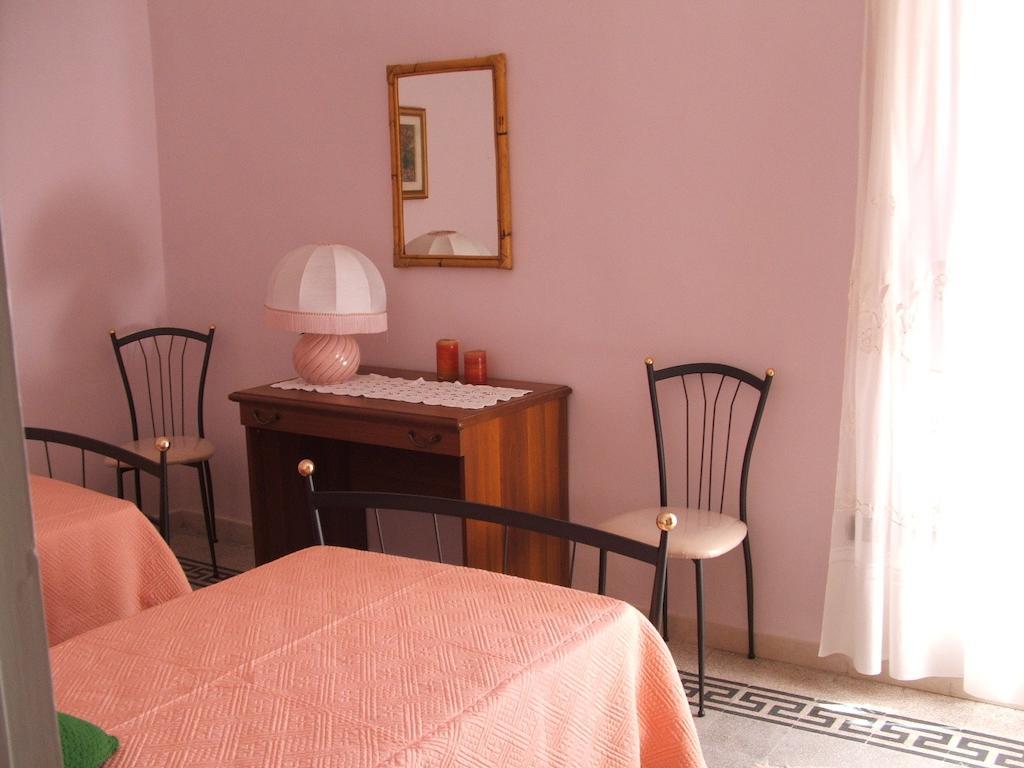 Abruzzo Segreto Bed and Breakfast Navelli Δωμάτιο φωτογραφία
